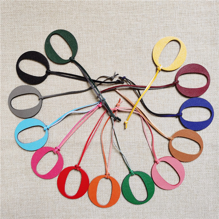 Porte-clés en cuir PU pour fem - Women Accessories Name In English avis et prix