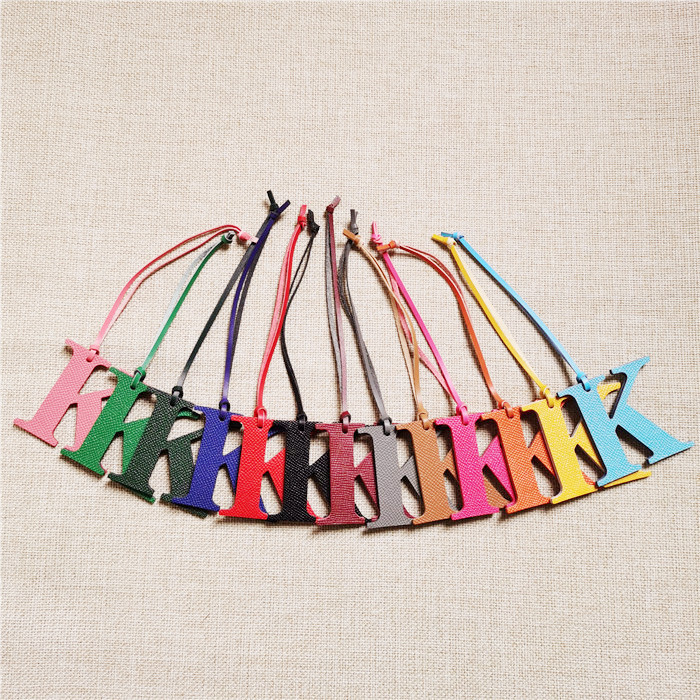 Porte-clés lettre K en cuir de - Women Accessories Name In English avis et prix