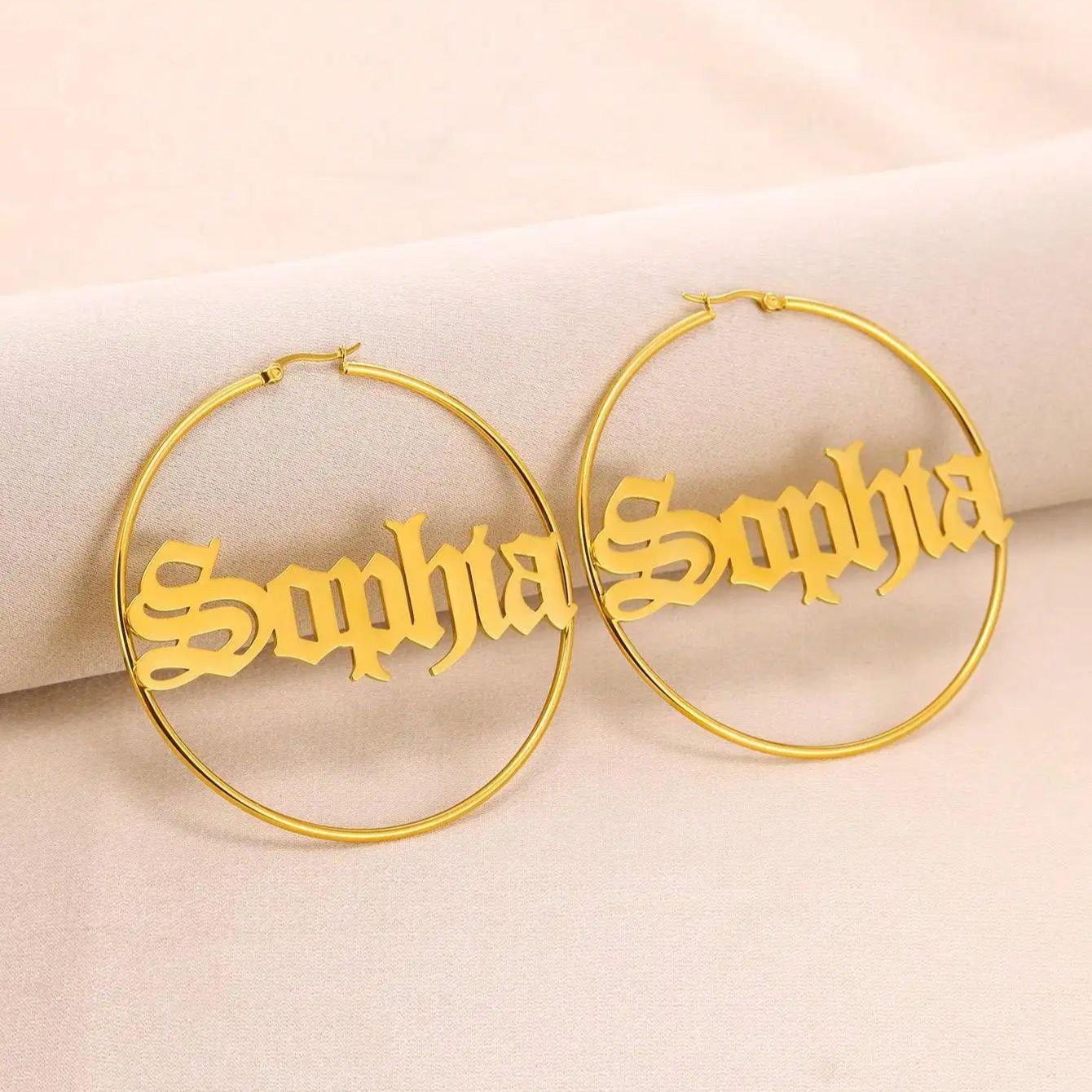 Boucles d'oreilles gothiques a - Women Accessories Name In English avis et prix